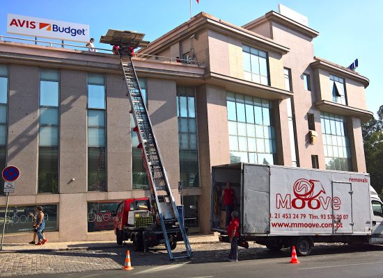 Moove - Mudanças mais rápidas e profissionais do território português